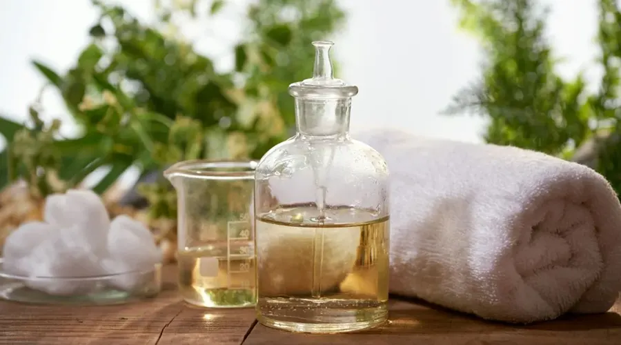روغن ماساژ آرامش‌بخش با رایحه دلنشین