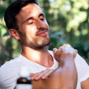 روغن بادام تلخ برای دردهای عضلانی